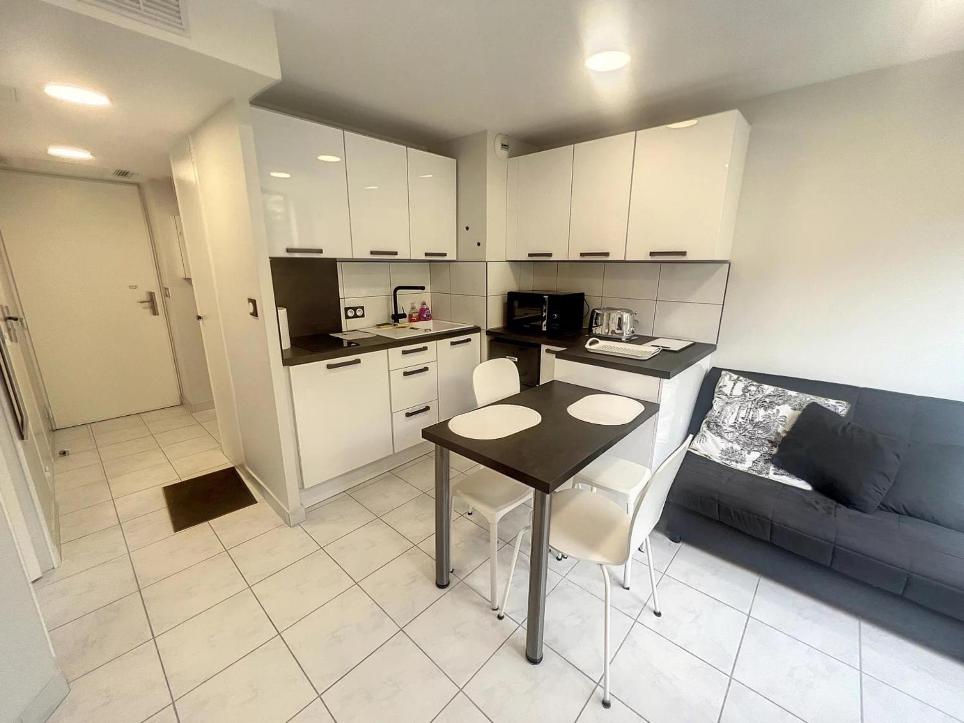 Appartement 2P Avec Piscine A 150 M Plage Proche Palais 戛纳 外观 照片