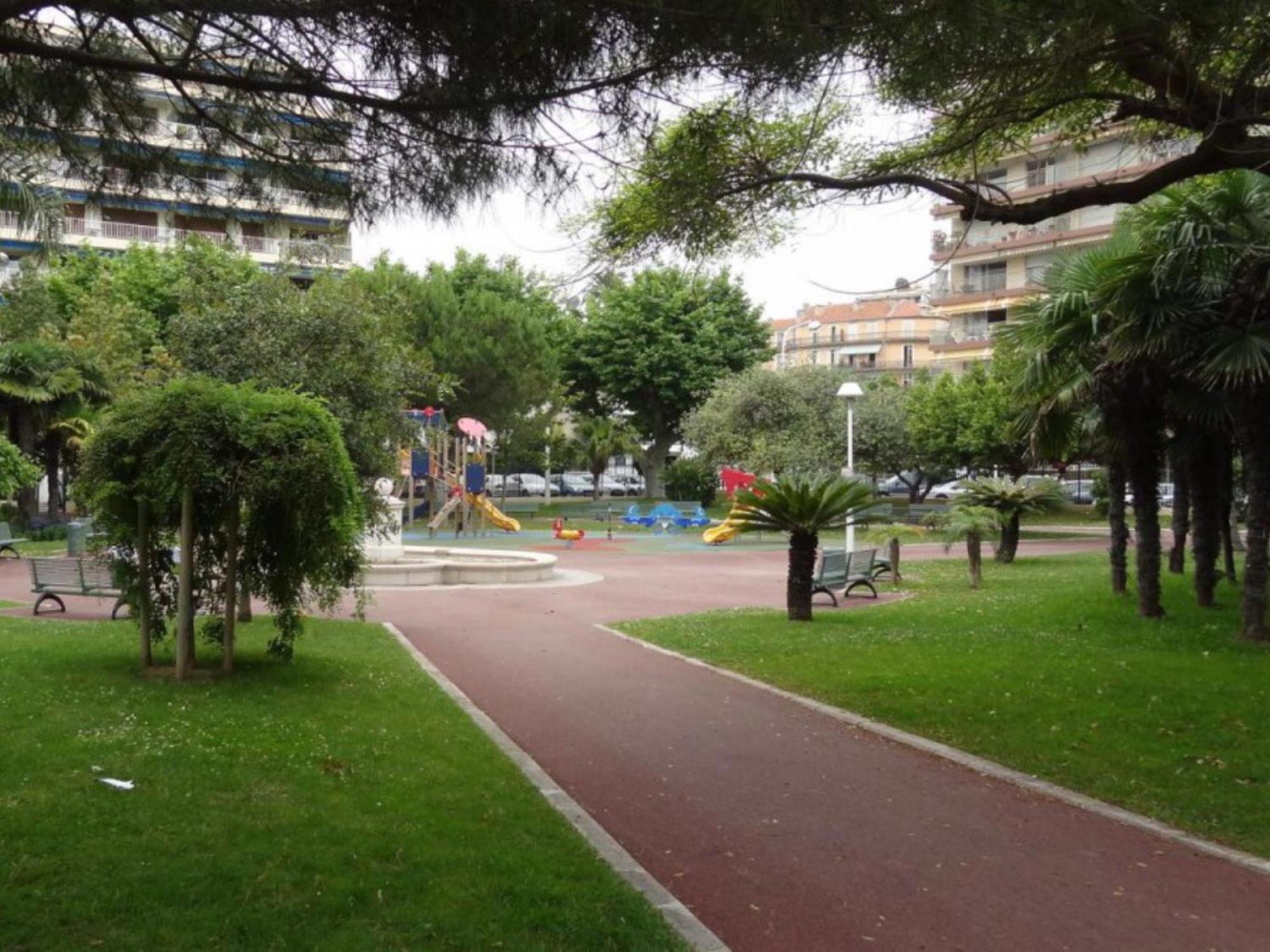 Appartement 2P Avec Piscine A 150 M Plage Proche Palais 戛纳 外观 照片
